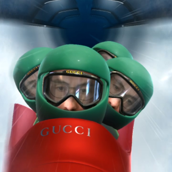 Gucci Apres Ski black & green goggles in the Snapchat filter
